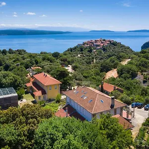 Pansion Tramontana 3* Beli